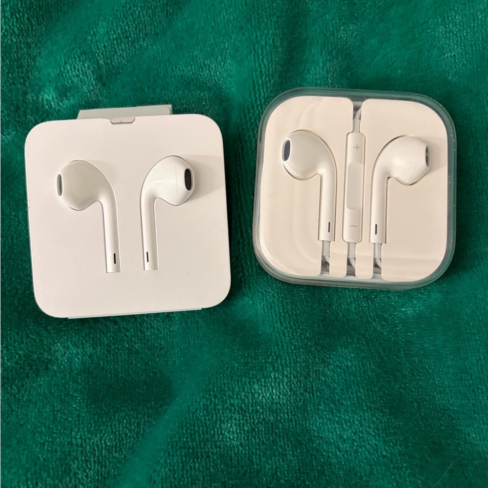 Apple ear buds cords - 2 different sets